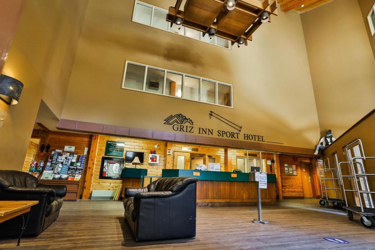 Griz Inn By Stayin Fernie Exteriör bild